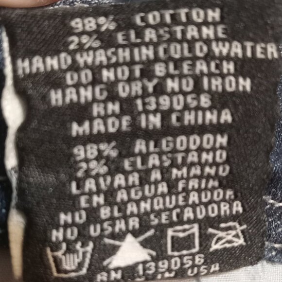 Grace in LA Women's Embellished Capri Jeans 27 - Picture 8 of 8